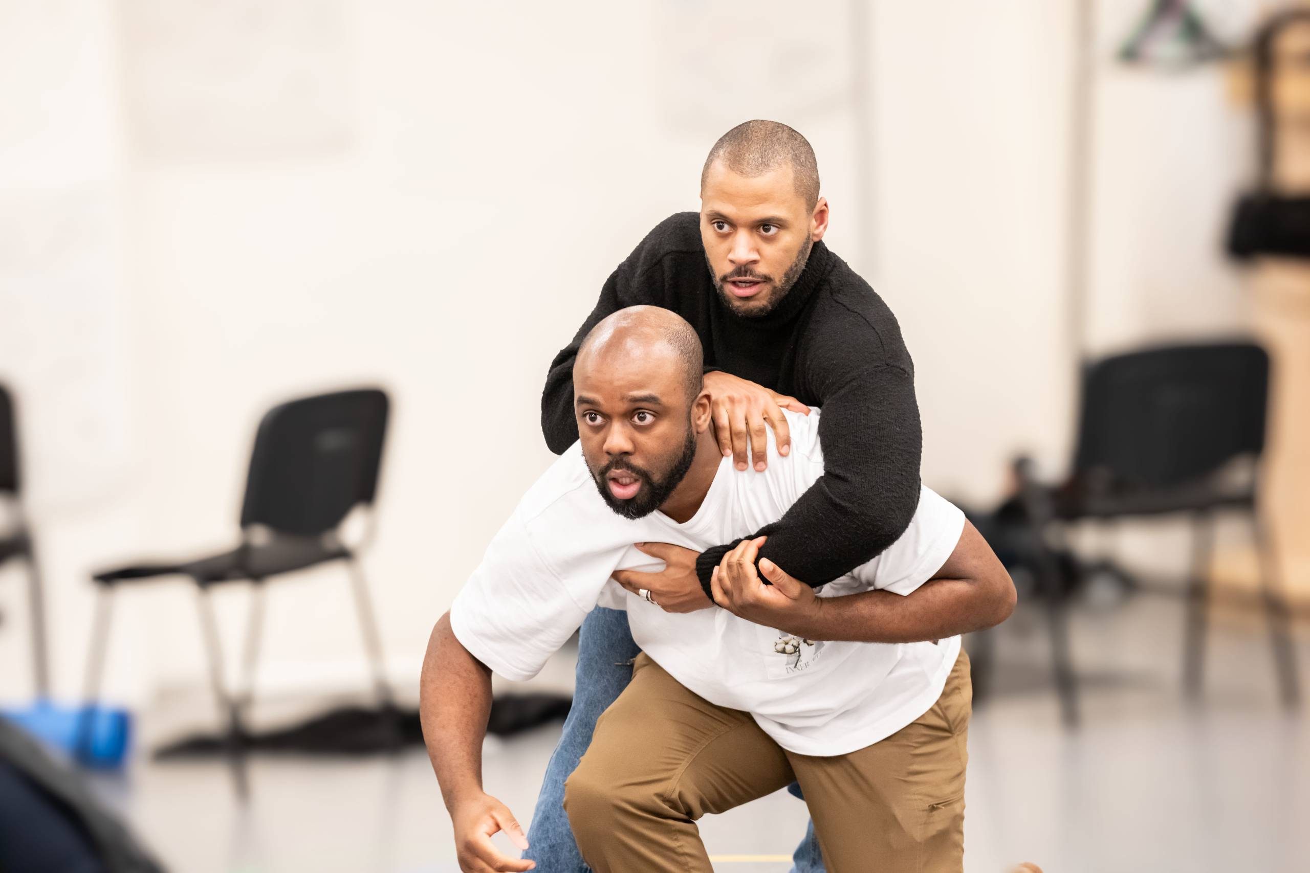 Ken Nwosu and Ira Mandela Siobhan in rehearsal for Othello. Photography by Johan Persson.